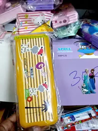 Geometry-fassion geometry